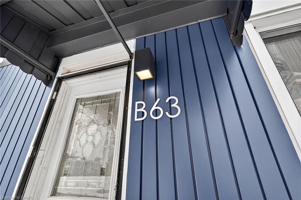 B63-25 Britten Close, Hamilton, ON - Outdoor