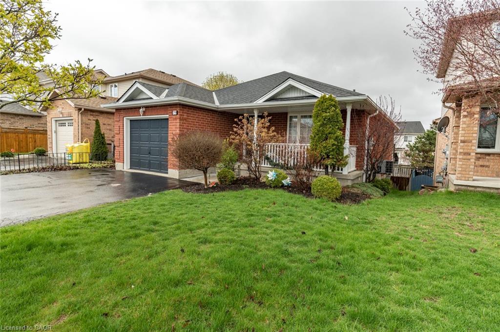 Lower-79 Munroe Crescent, Guelph, ON - Outdoor With Deck Patio Veranda