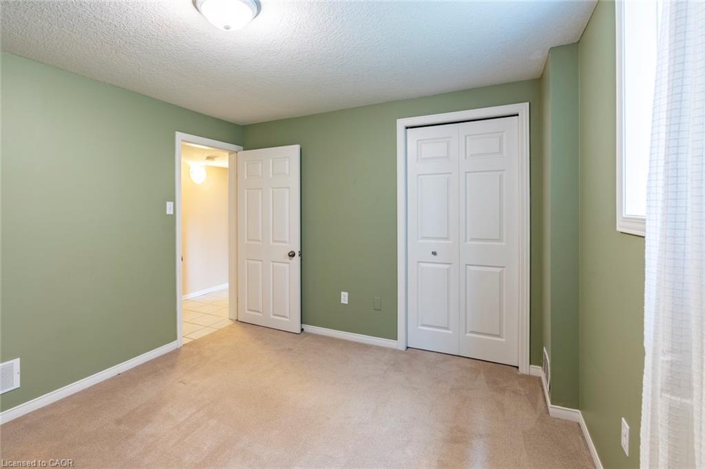 Lower-79 Munroe Crescent, Guelph, ON - Indoor Photo Showing Other Room