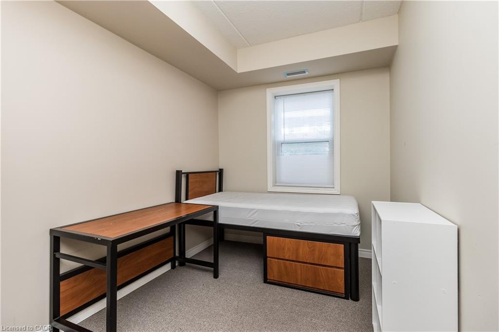 101-253 Lester Street, Waterloo, ON - Indoor Photo Showing Office