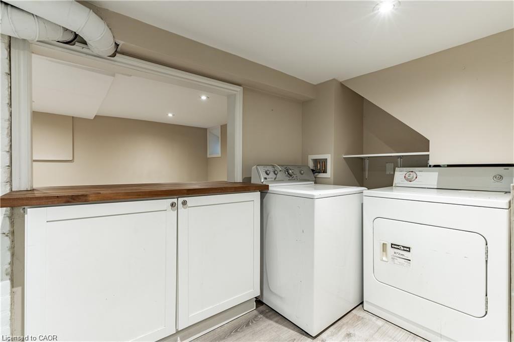 B-9 Blythe Street, Hamilton, ON - Indoor Photo Showing Laundry Room