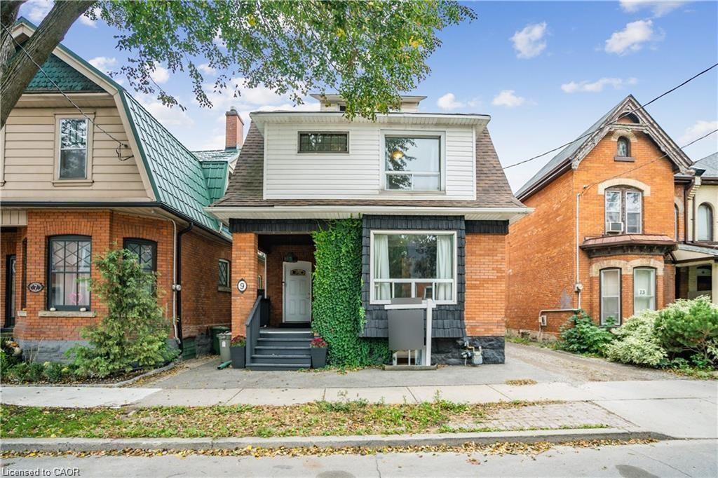 B-9 Blythe Street, Hamilton, ON - Outdoor With Facade