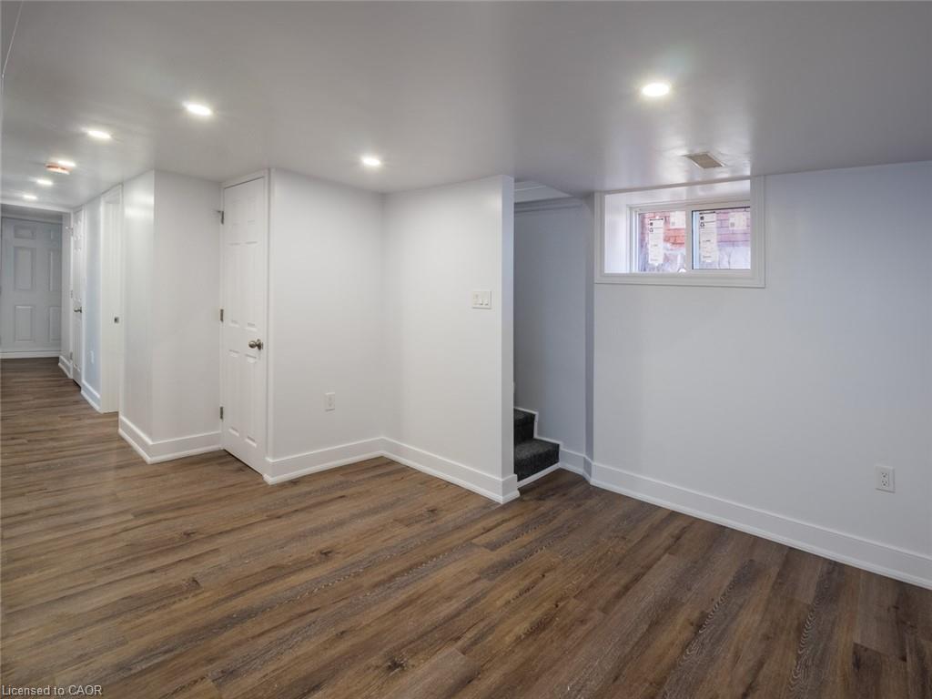 3-116 Myrtle Avenue, Hamilton, ON - Indoor Photo Showing Other Room