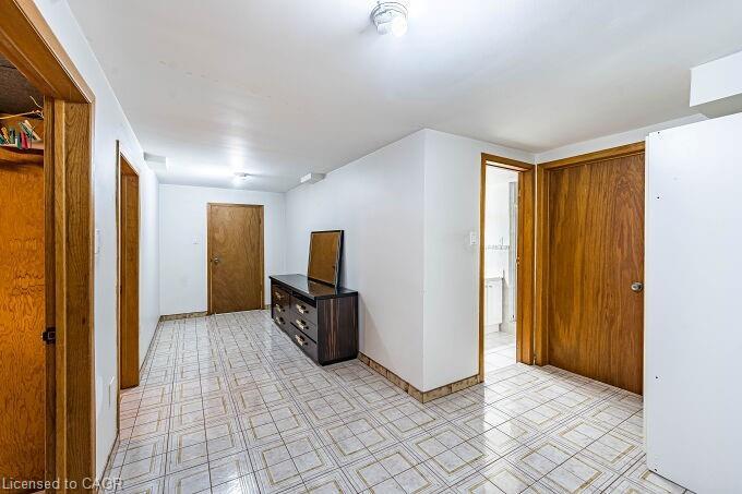 61 Brewster Crescent, Toronto, ON - Indoor Photo Showing Other Room