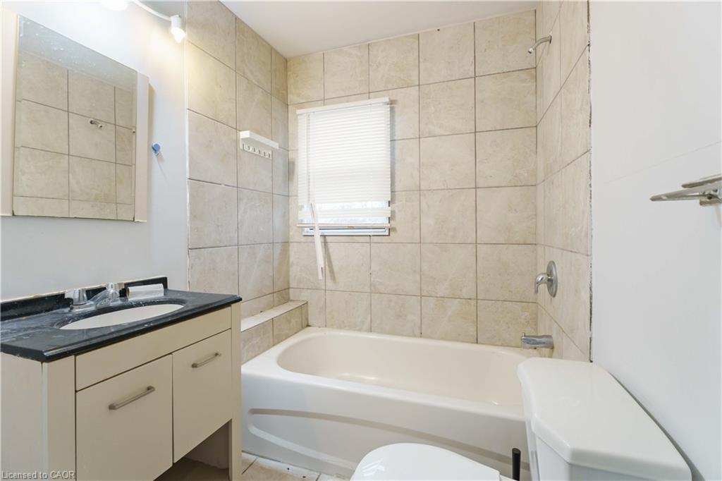 108 Queenston Street, St. Catharines, ON