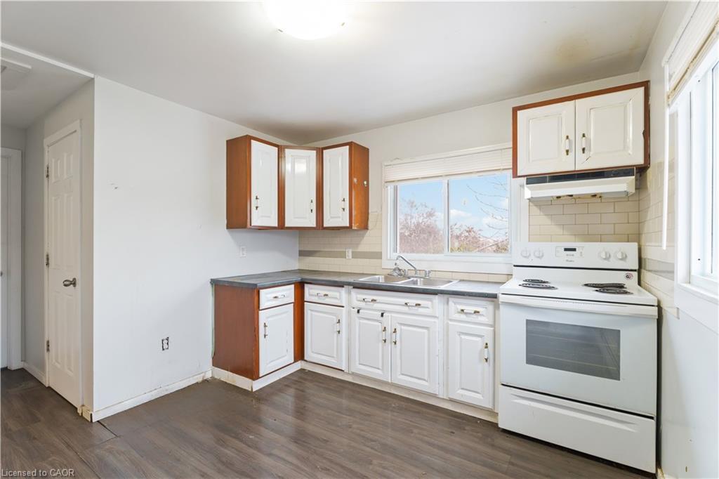 108 Queenston Street, St. Catharines, ON