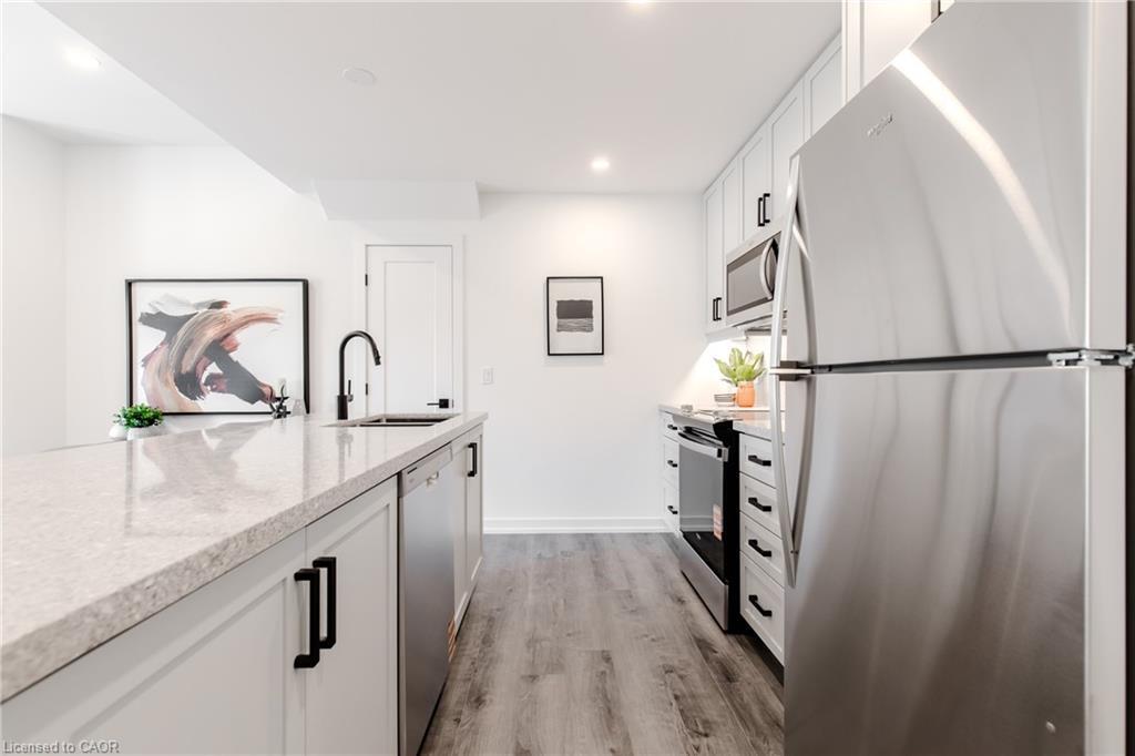 243 Burke Street, Waterdown, ON - Indoor Photo Showing Kitchen With Upgraded Kitchen