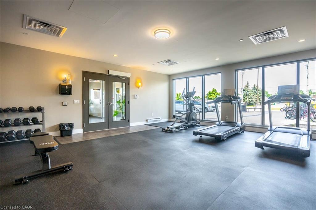 509-716 Main Street E, Milton, ON - Indoor Photo Showing Gym Room