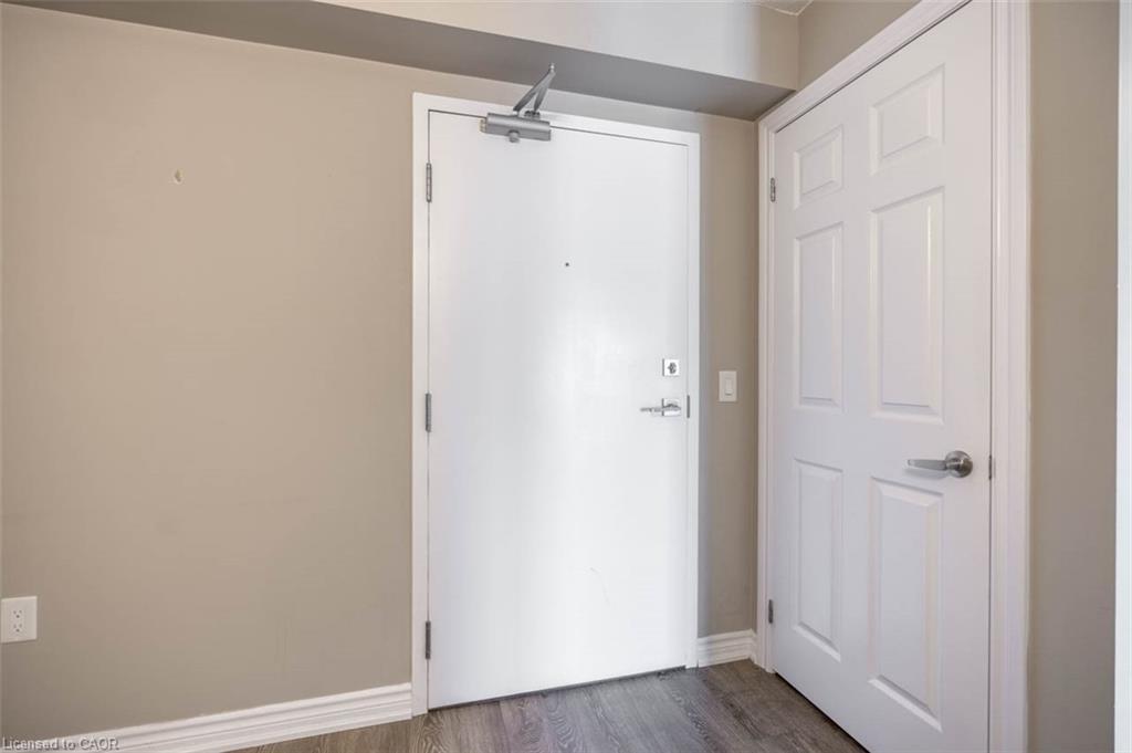 509-716 Main Street E, Milton, ON - Indoor Photo Showing Other Room