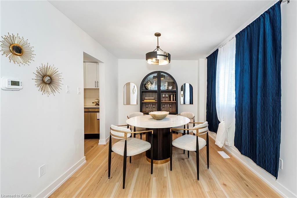 60-62 Delawana Drive, Hamilton, ON - Indoor Photo Showing Dining Room
