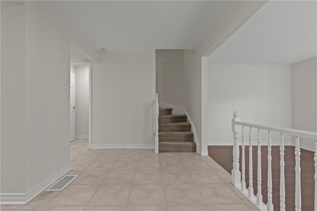 35-151 Linwell Road, St. Catharines, ON - Indoor Photo Showing Other Room