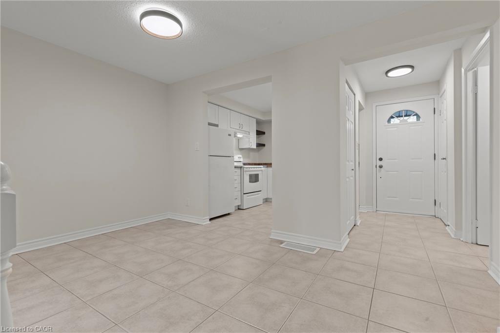 35-151 Linwell Road, St. Catharines, ON - Indoor Photo Showing Other Room