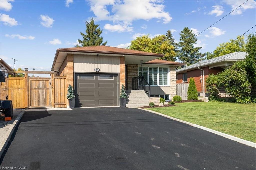 15 Purdy Crescent, Hamilton, ON - Outdoor