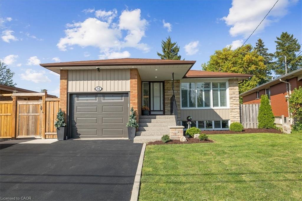15 Purdy Crescent, Hamilton, ON - Outdoor