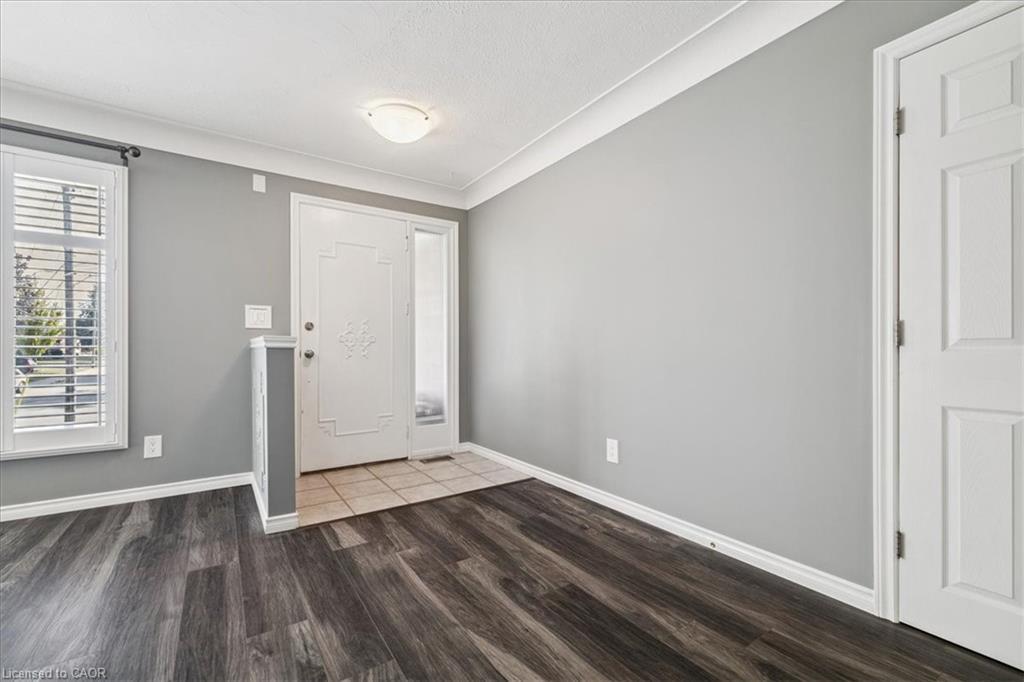 15 Purdy Crescent, Hamilton, ON - Indoor Photo Showing Other Room