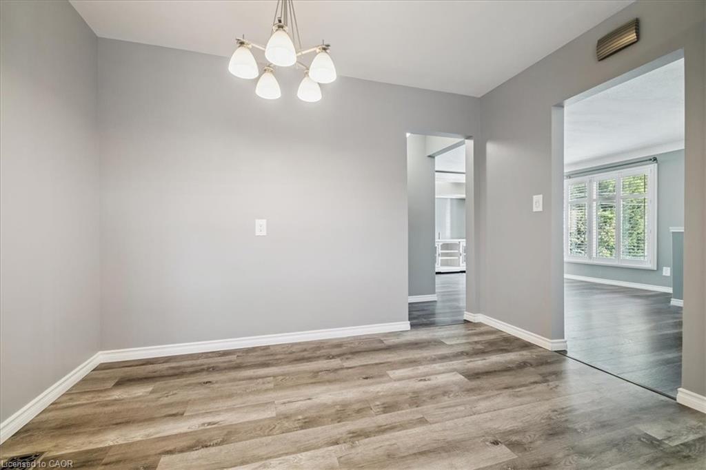 15 Purdy Crescent, Hamilton, ON - Indoor Photo Showing Other Room