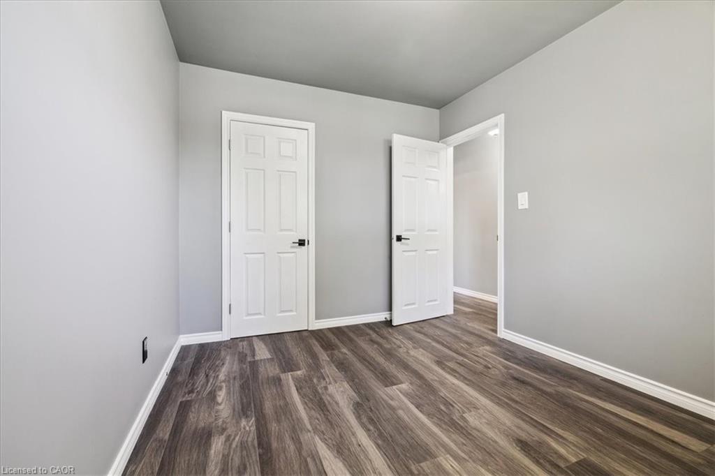 15 Purdy Crescent, Hamilton, ON - Indoor Photo Showing Other Room