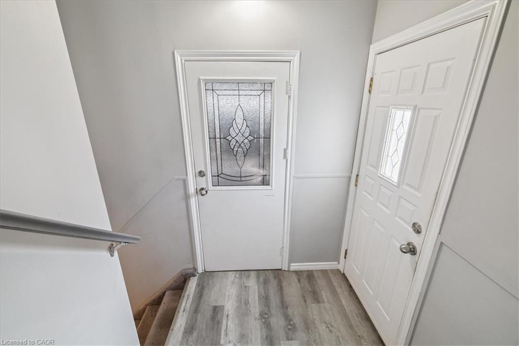 15 Purdy Crescent, Hamilton, ON - Indoor Photo Showing Other Room