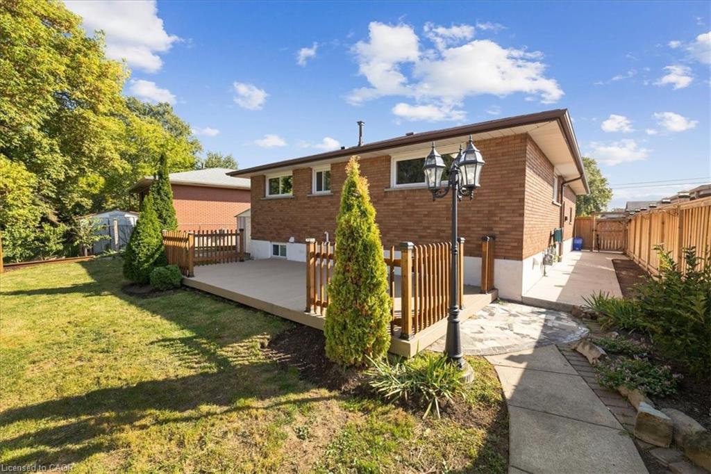 15 Purdy Crescent, Hamilton, ON - Outdoor With Exterior