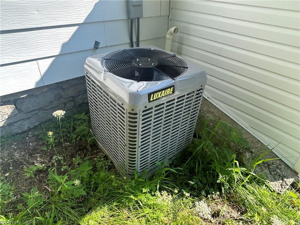 1888B Highway 3 E, Dunnville, ON - Outdoor