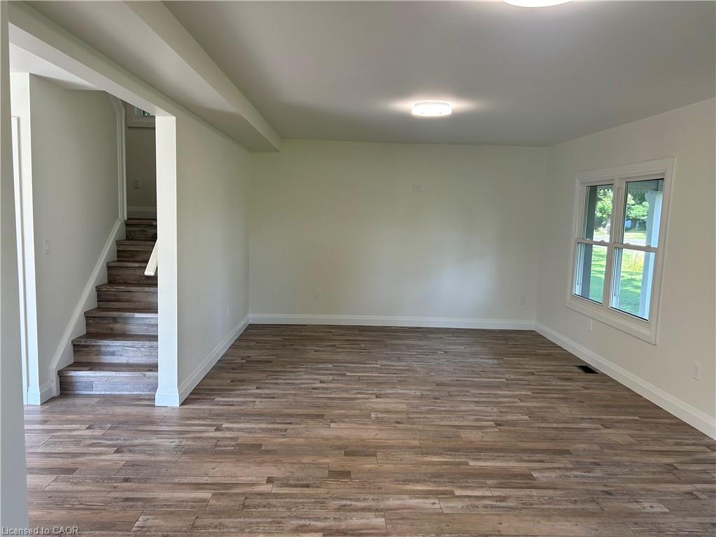 1888B Highway 3 E, Dunnville, ON - Indoor Photo Showing Other Room