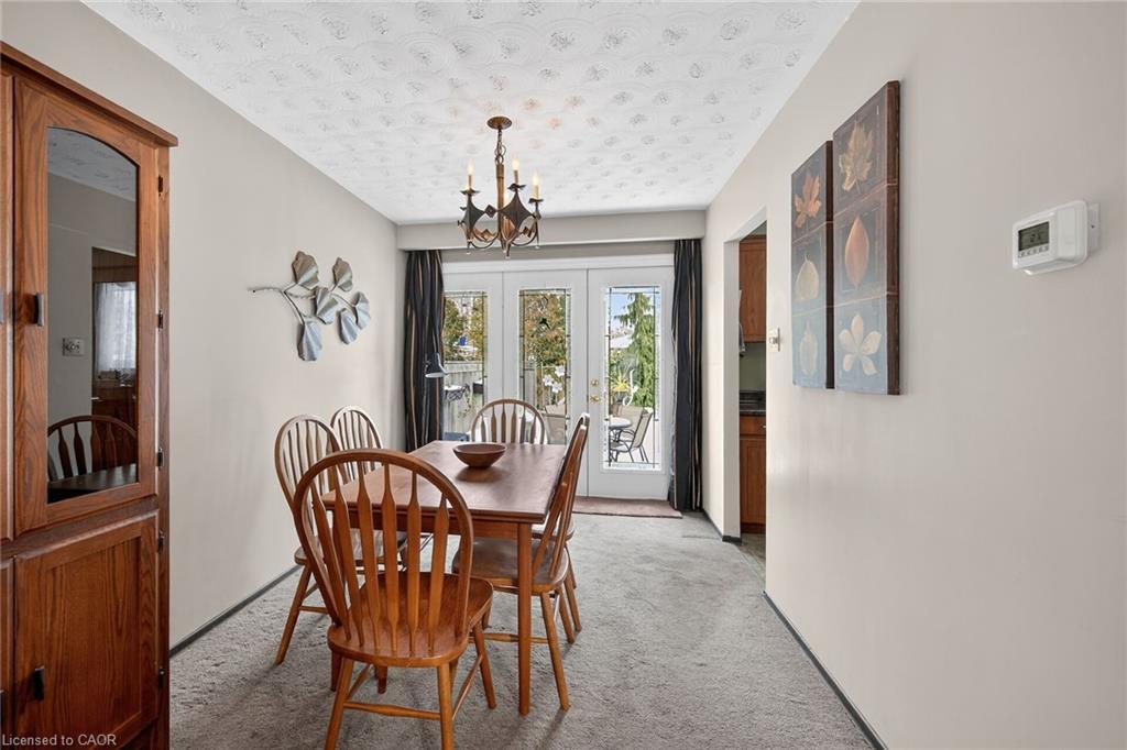 356 Cranbrook Drive, Hamilton, ON - Indoor Photo Showing Dining Room