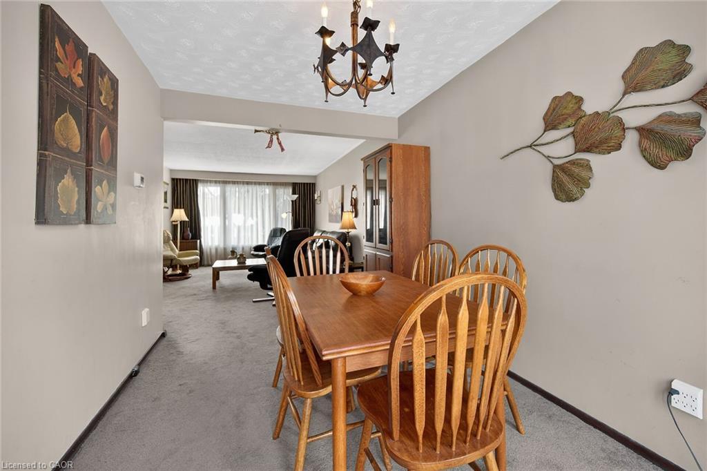 356 Cranbrook Drive, Hamilton, ON - Indoor Photo Showing Dining Room