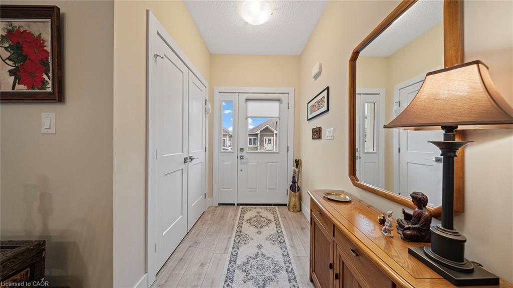 10-744 Nelson Street W, Port Dover, ON - Indoor Photo Showing Other Room