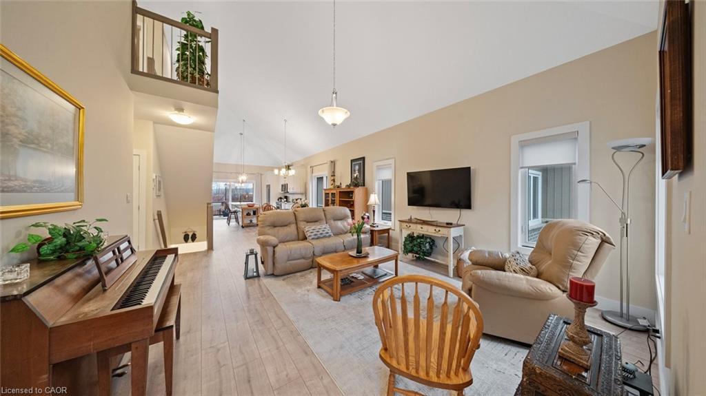 10-744 Nelson Street W, Port Dover, ON - Indoor Photo Showing Living Room With Fireplace
