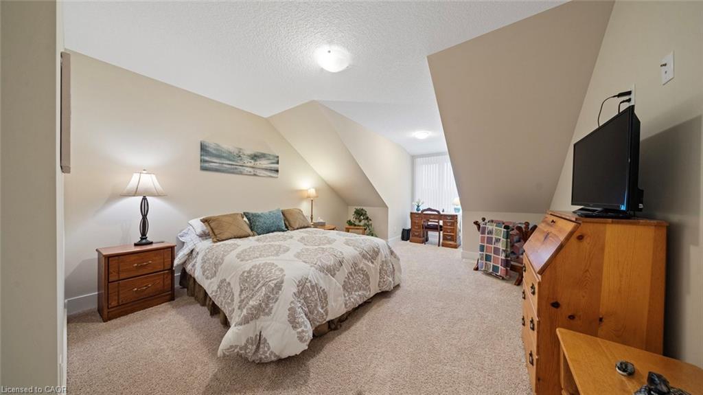 10-744 Nelson Street W, Port Dover, ON - Indoor Photo Showing Bedroom