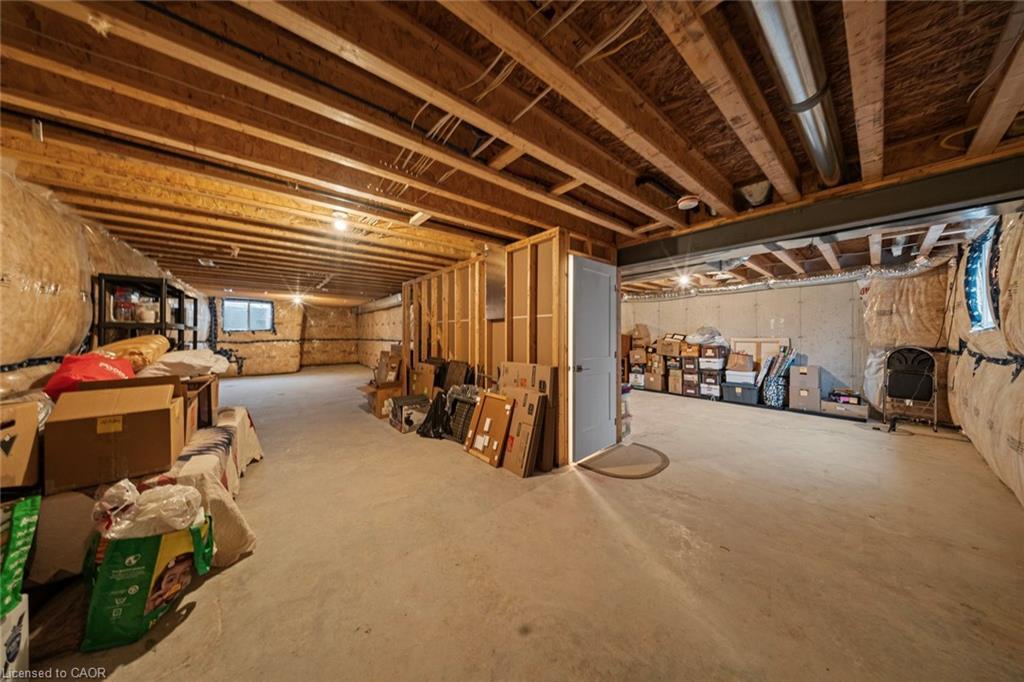 10-744 Nelson Street W, Port Dover, ON - Indoor Photo Showing Basement