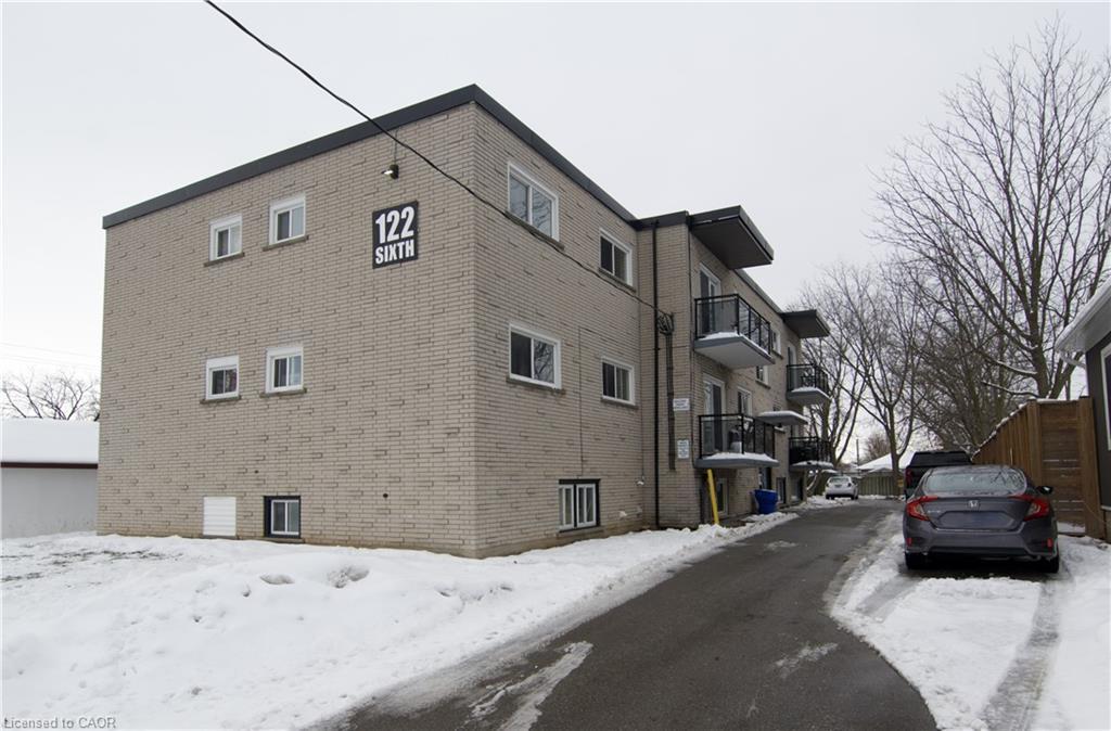 304-122 Sixth Avenue, Kitchener, ON - Outdoor