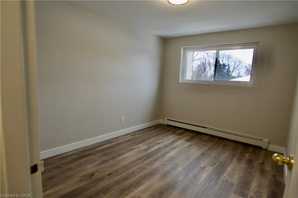 304-122 Sixth Avenue, Kitchener, ON - Indoor Photo Showing Other Room