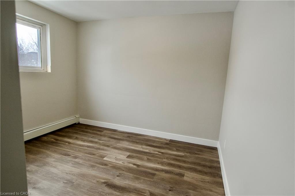 304-122 Sixth Avenue, Kitchener, ON - Indoor Photo Showing Other Room