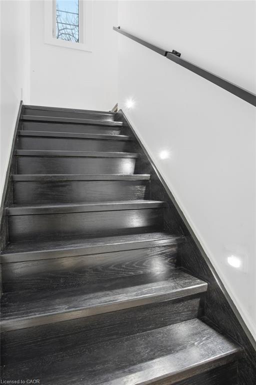 34 Indiana Road W, Hagersville, ON - Indoor Photo Showing Other Room