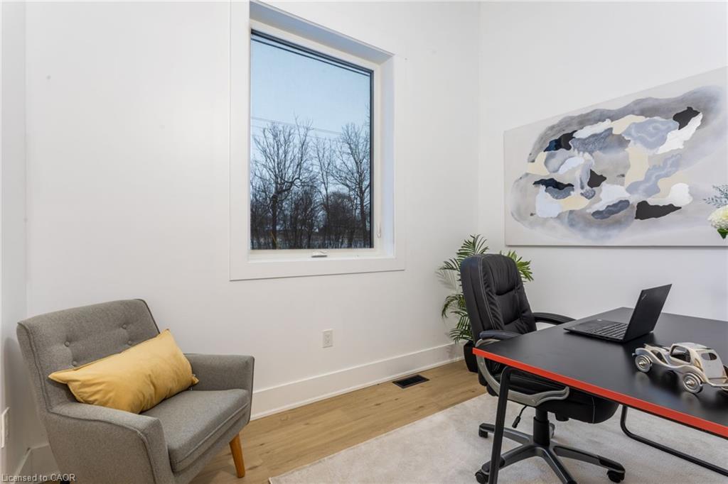 34 Indiana Road W, Hagersville, ON - Indoor Photo Showing Office