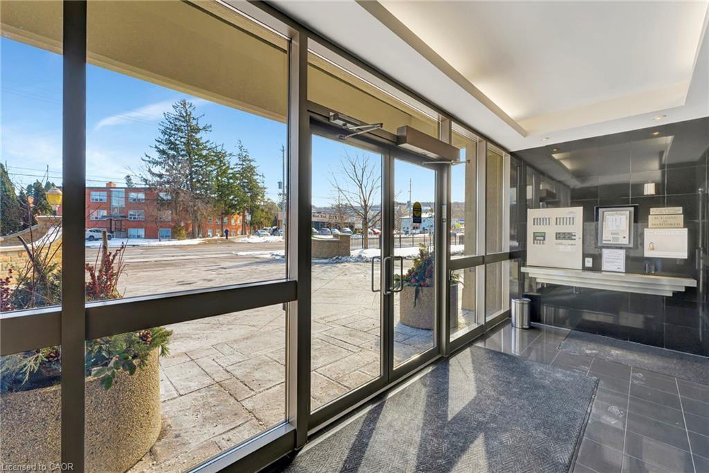 506-1770 Main Street W, Hamilton, ON - With Balcony With Exterior