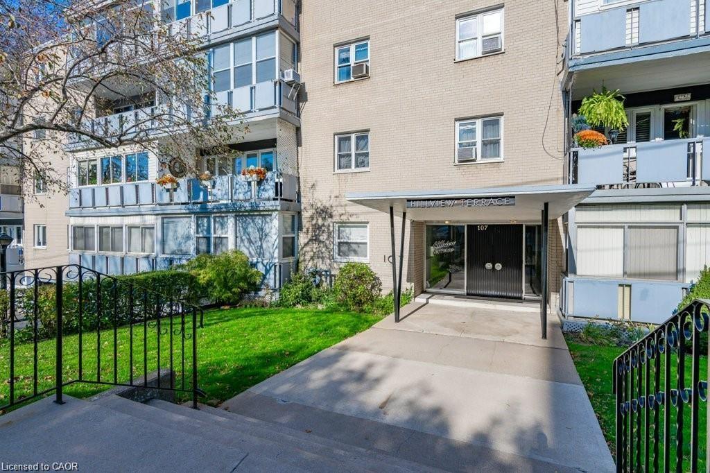 106-107 St. Josephs Drive, Hamilton, ON - Outdoor With Facade
