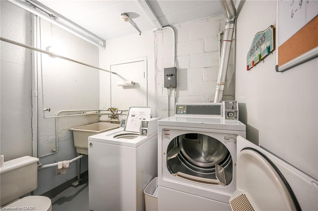 106-107 St. Josephs Drive, Hamilton, ON - Indoor Photo Showing Laundry Room