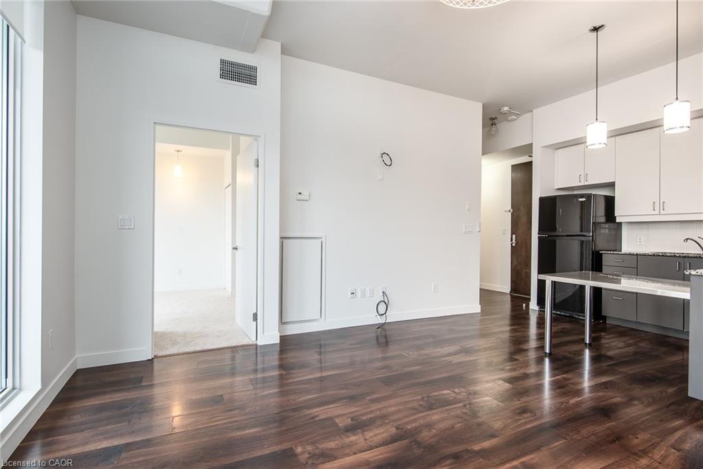 807-191 King Street S, Waterloo, ON - Indoor