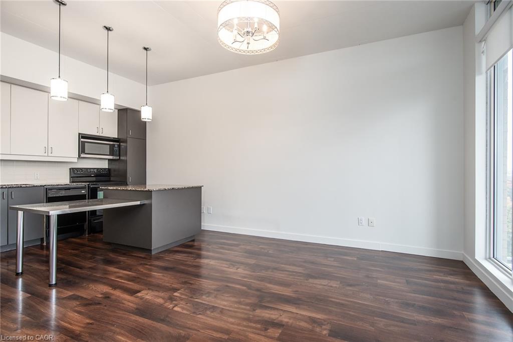 807-191 King Street S, Waterloo, ON - Indoor Photo Showing Kitchen With Upgraded Kitchen