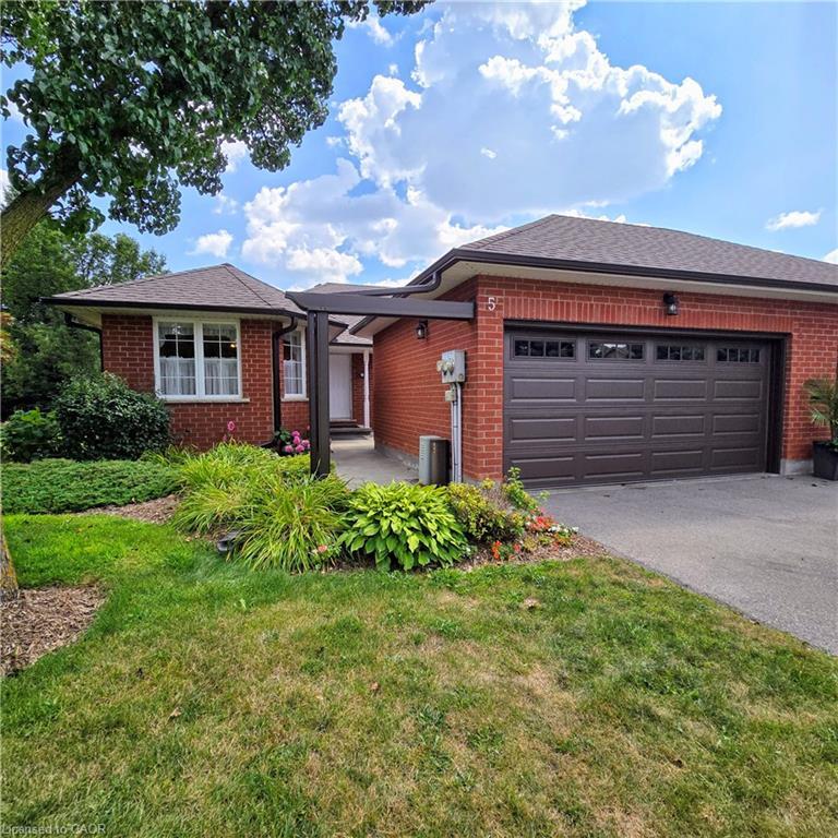 5-10 Isherwood Avenue, Cambridge, ON - Outdoor