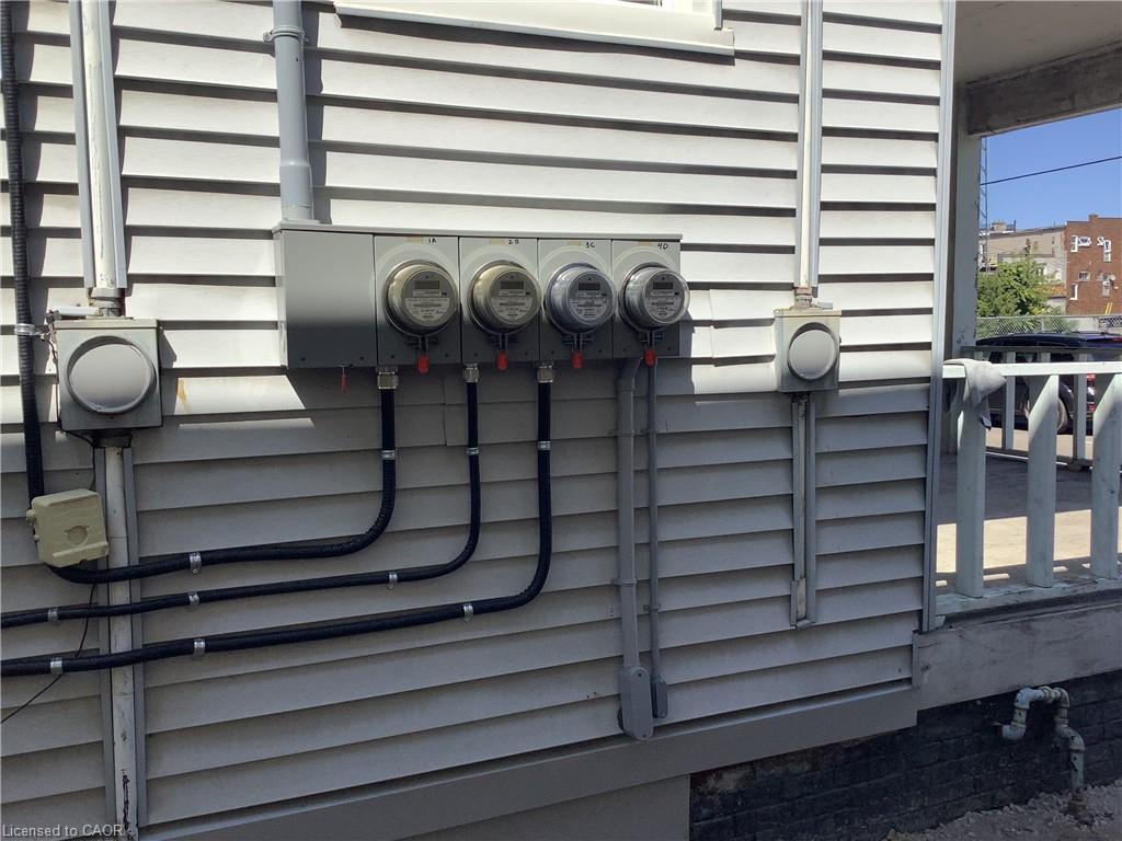 4-90 Kent Street S, Simcoe, ON - Outdoor