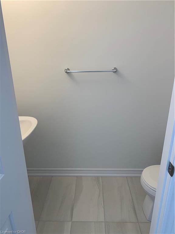 88 Edminston Drive, Centre Wellington, ON - Indoor Photo Showing Bathroom
