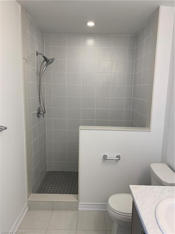 88 Edminston Drive, Centre Wellington, ON - Indoor Photo Showing Bathroom