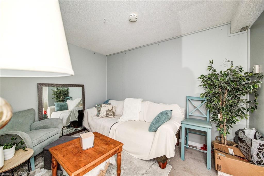 115-456 Janefield Avenue, Guelph, ON - Indoor Photo Showing Other Room