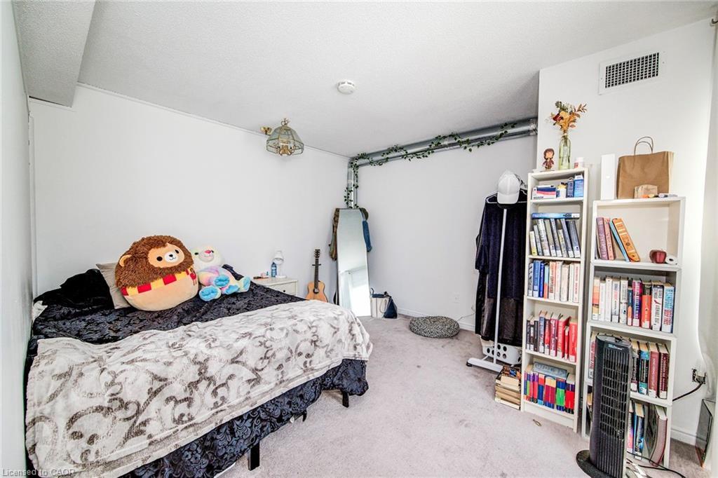 115-456 Janefield Avenue, Guelph, ON - Indoor Photo Showing Bedroom