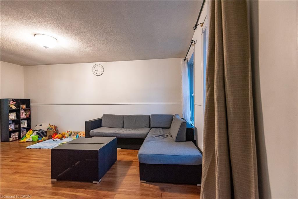 Main-690 Elgin Street N, Cambridge, ON - Indoor