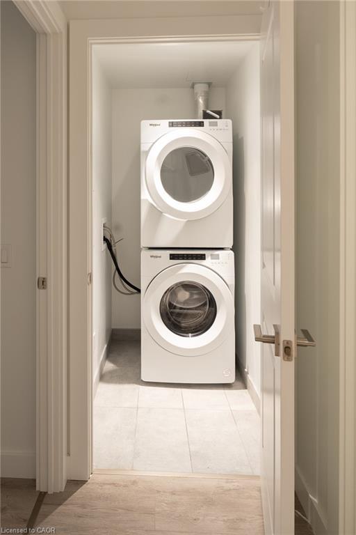 1008-15 Glebe Street, Cambridge, ON - Indoor Photo Showing Laundry Room