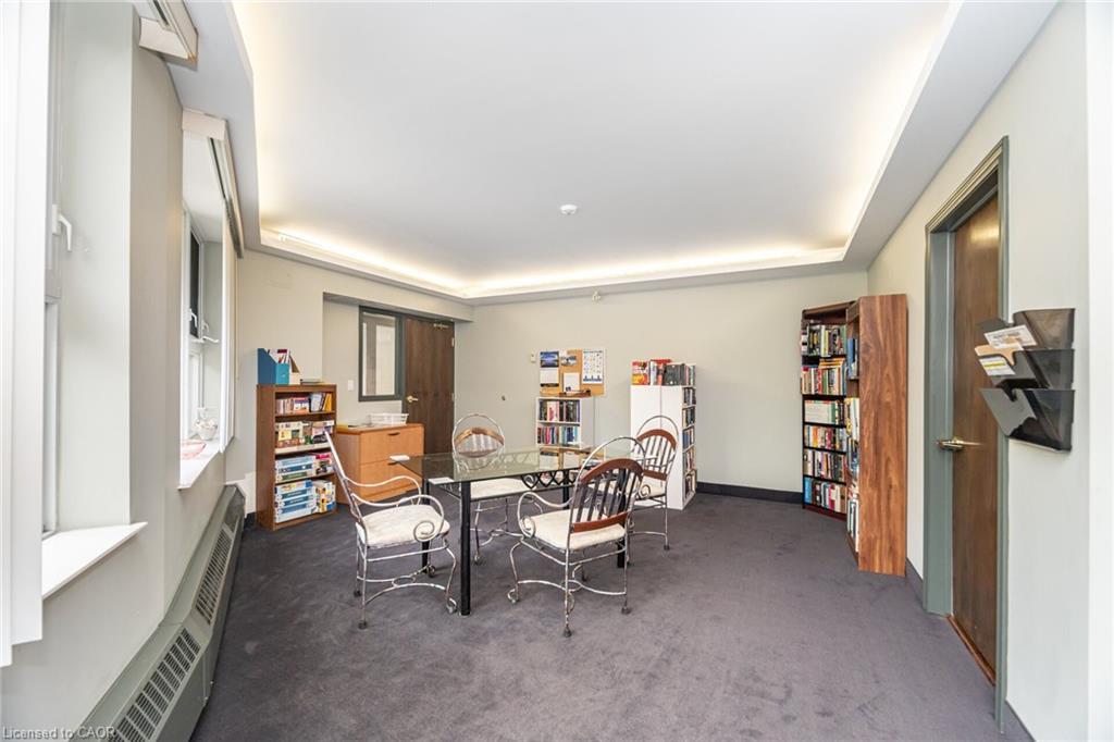204-77 Governors Road, Dundas, ON - Indoor